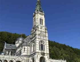 VISITE GUIDÉE DE LA BASILIQUE SAINTE-JEANNE D